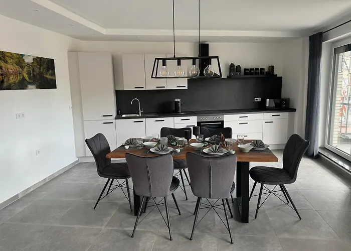 Rathausplatz Residenz Daire Ubach-Palenberg